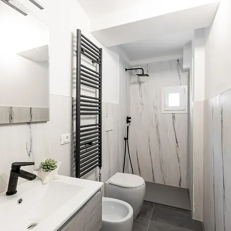 Molinari House Centro - Accogliente Nel Cuore Di - Free Ztl Модена