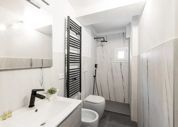 Molinari House Centro - Accogliente Nel Cuore Di - Free Ztl Modène